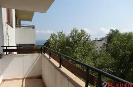 Two bedroom apartment with sea view, in a residential building without taxa