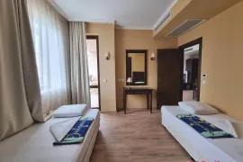 Two bedroom apartment with sea view in Royal Beach Barceló