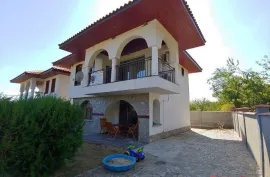 Two-storey house fully furnished in the village of Gorica