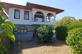 Two-storey house fully furnished in the village of Gorica